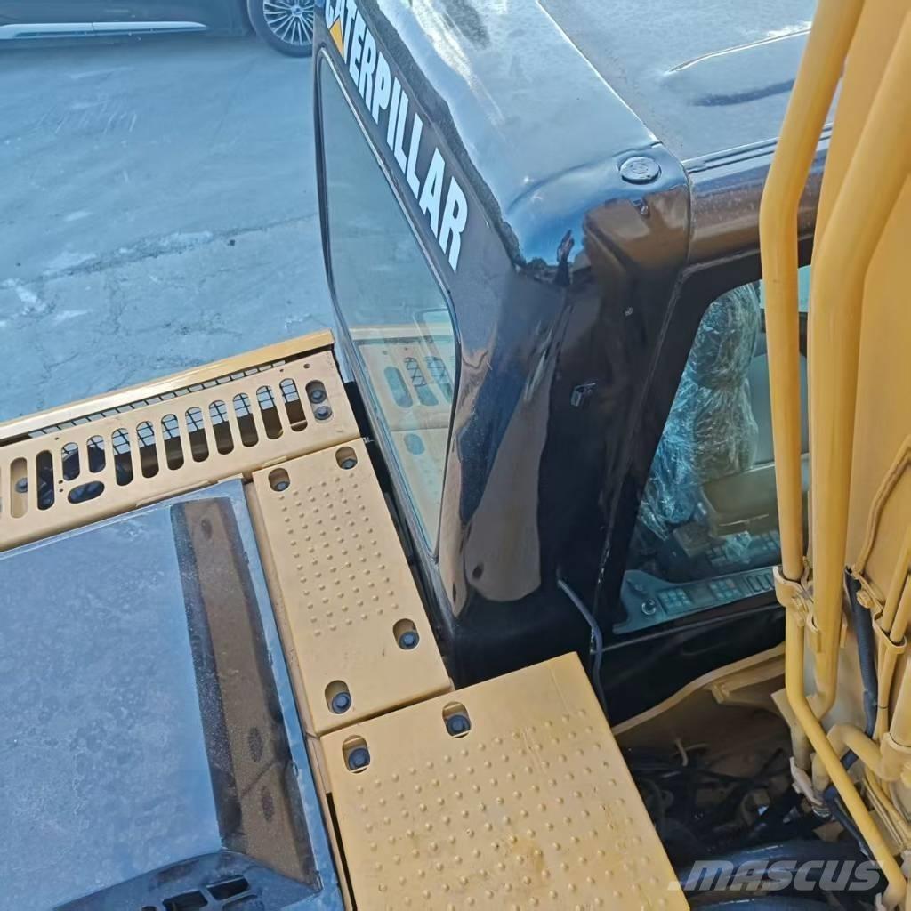 CAT 312 D Gravemaskiner på larvebånd