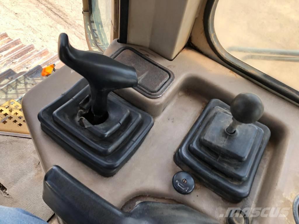 CAT D 5 M XL Bulldozer på larvebånd