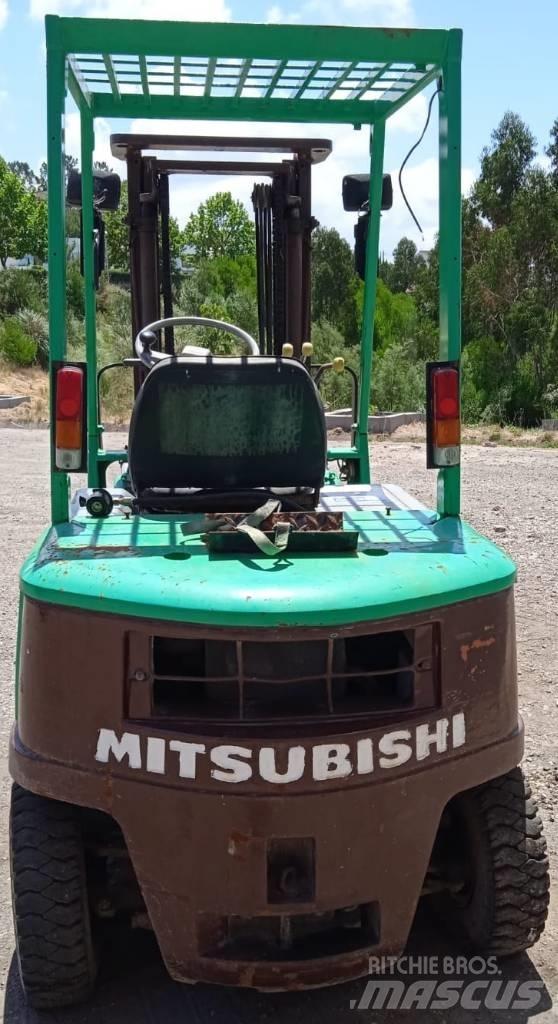 Mitsubishi FG25 LPG gaffeltrucks
