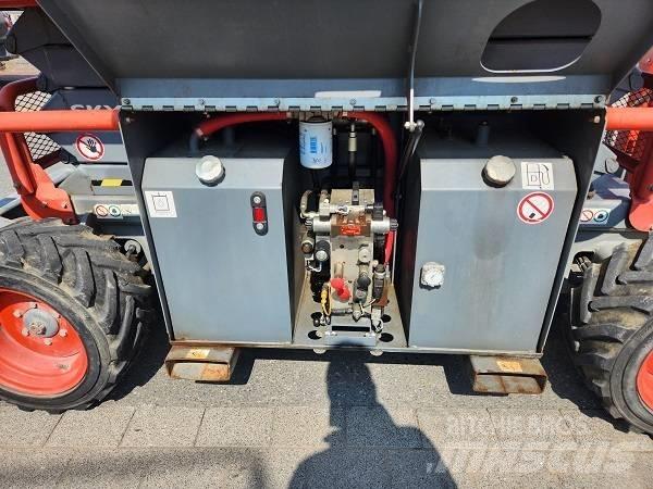 SkyJack SJ 6832 RT Saxlifte