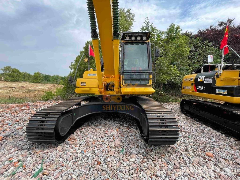 Komatsu PC 240-8 Gravemaskiner på larvebånd