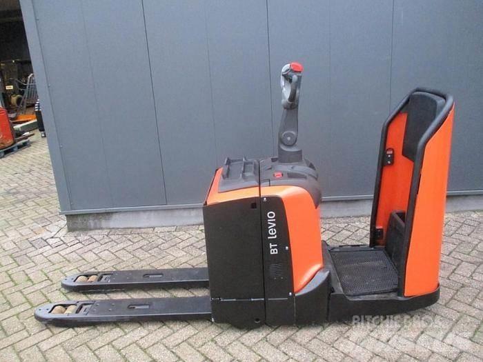 BT LPE 200 El-palleløftere med platform