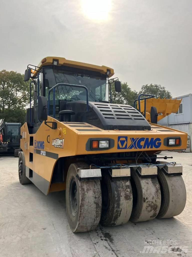 XCMG XP 303 Udstyr til håndtering og placering