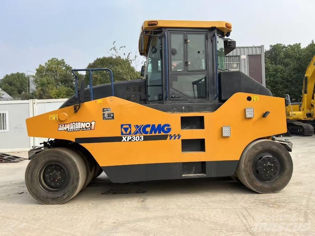 XCMG XP 303 Udstyr til håndtering og placering