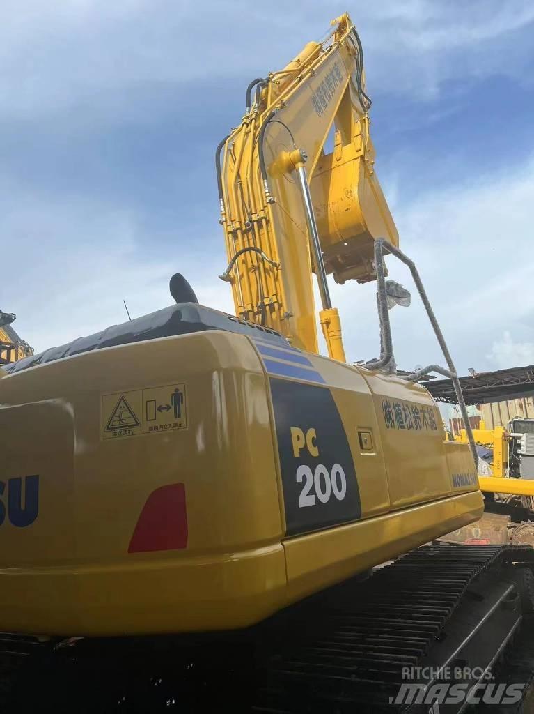 Komatsu PC 200-8N1 Gravemaskiner på larvebånd