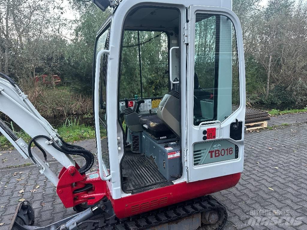 Takeuchi TB 016 Minigravemaskiner