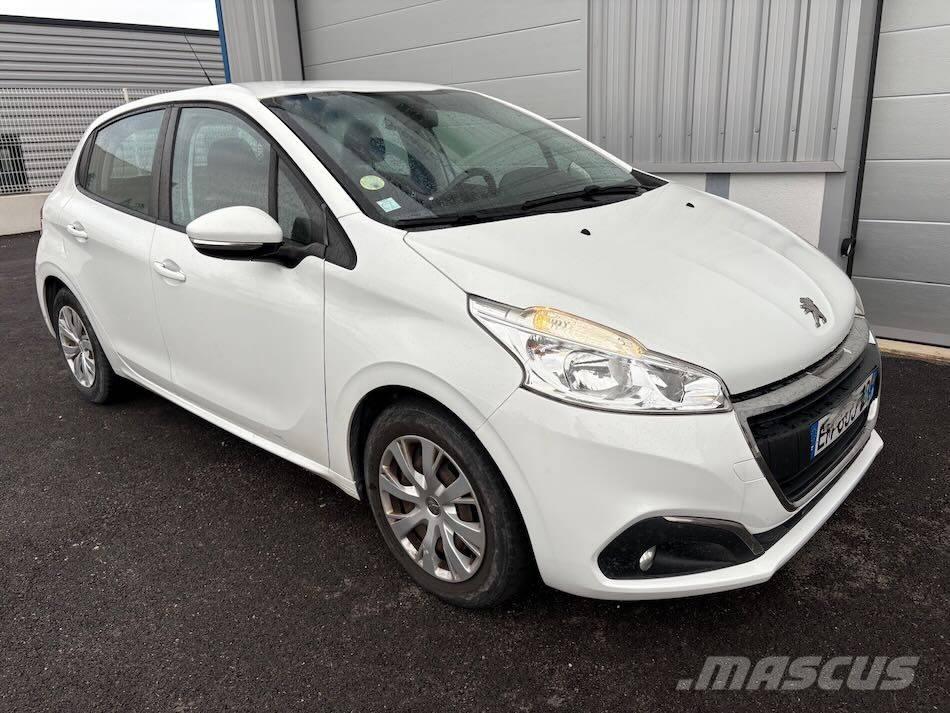 Peugeot 208 Biler