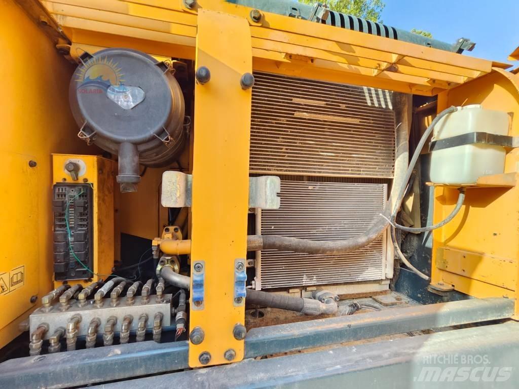 Hyundai R220LC-9S Gravemaskiner på larvebånd