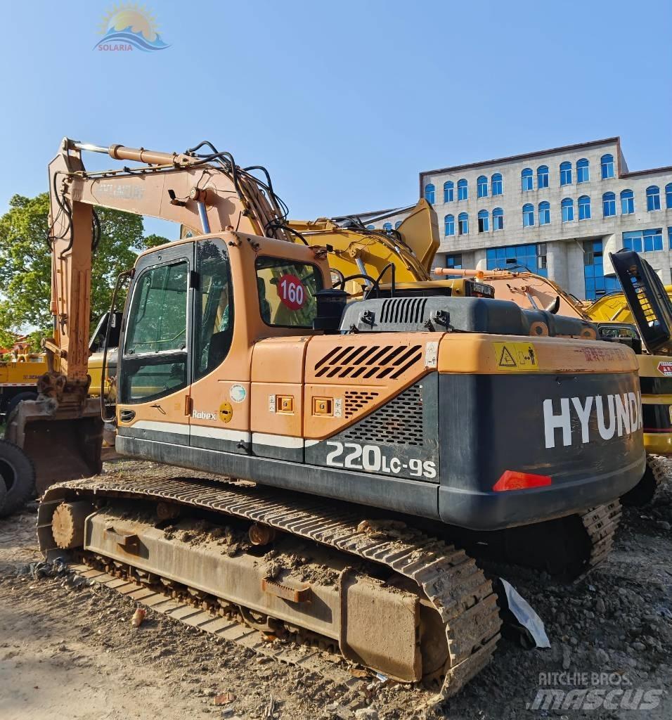 Hyundai R220LC-9S Gravemaskiner på larvebånd