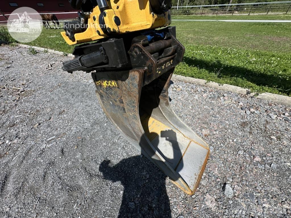 Develon DX 170 W-7 Gravemaskiner på hjul
