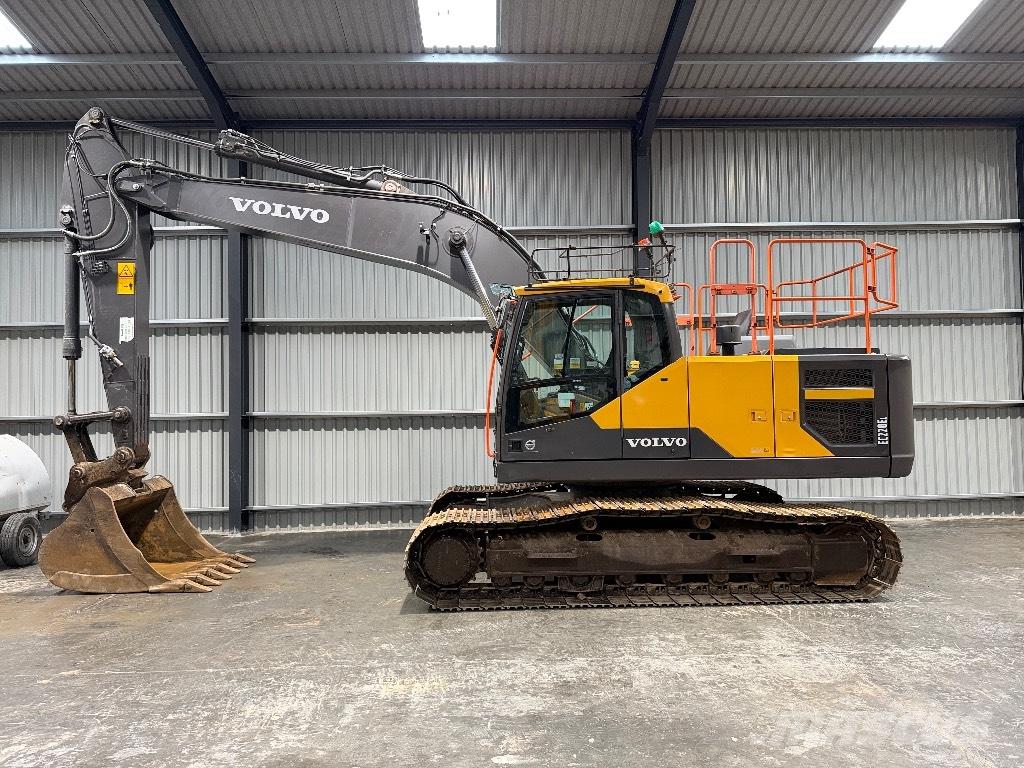 Volvo EC 220 E Gravemaskiner på larvebånd