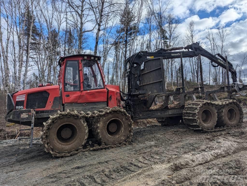 Komatsu 895 Udkørselsmaskiner
