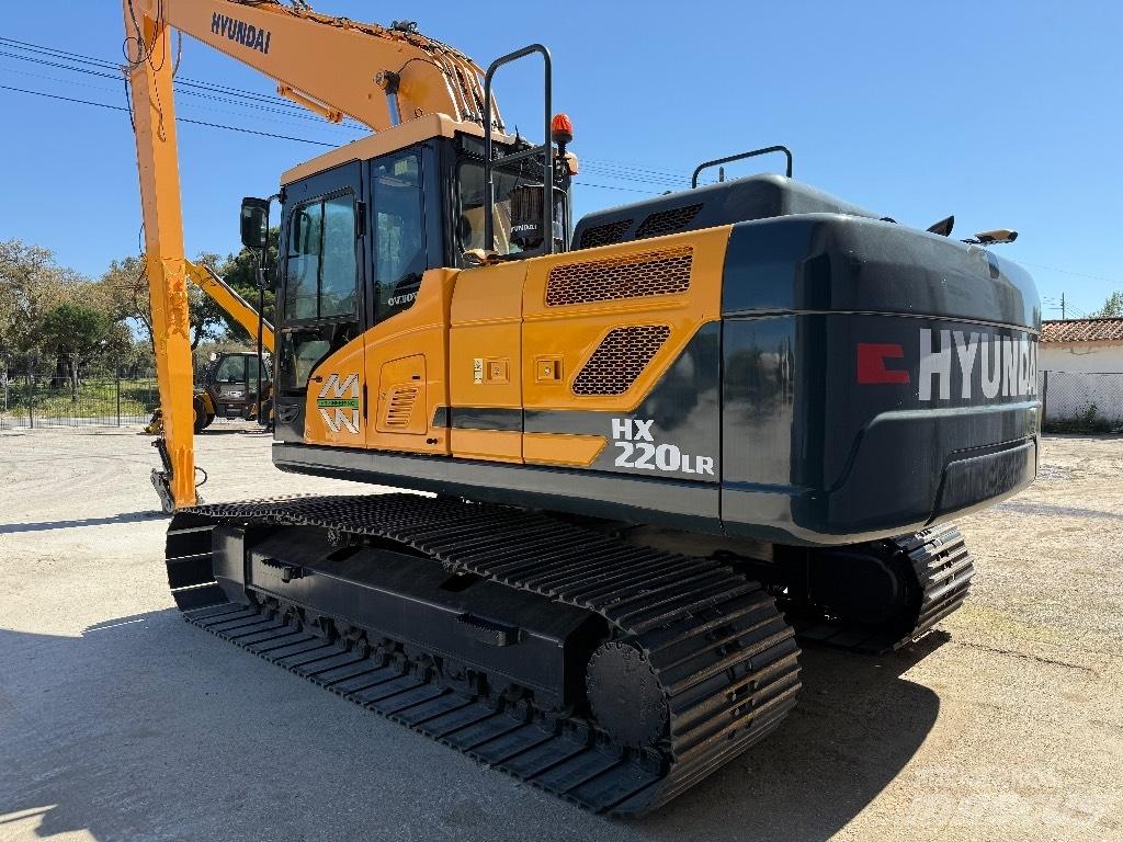Hyundai HX220 LR Gravemaskiner med lang gravebom