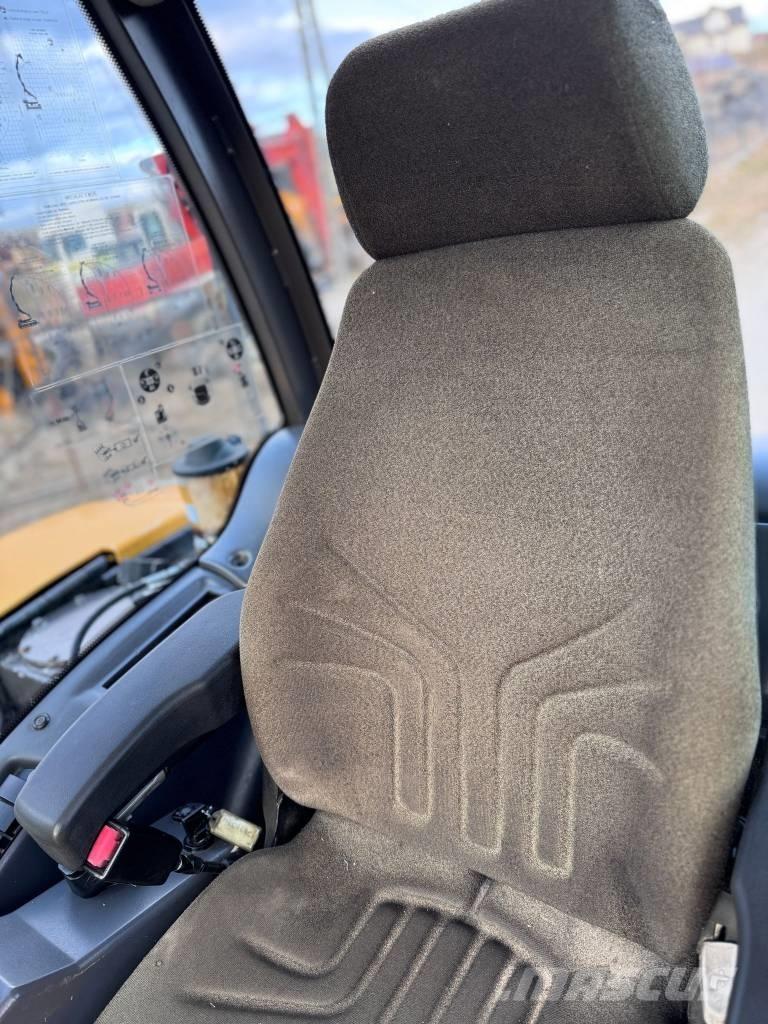 Mecalac 8 MCR Midi-gravemaskiner 7t - 12t