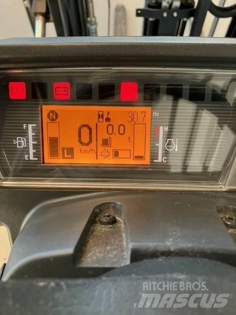 Mitsubishi FD25N3 Diesel gaffeltrucks