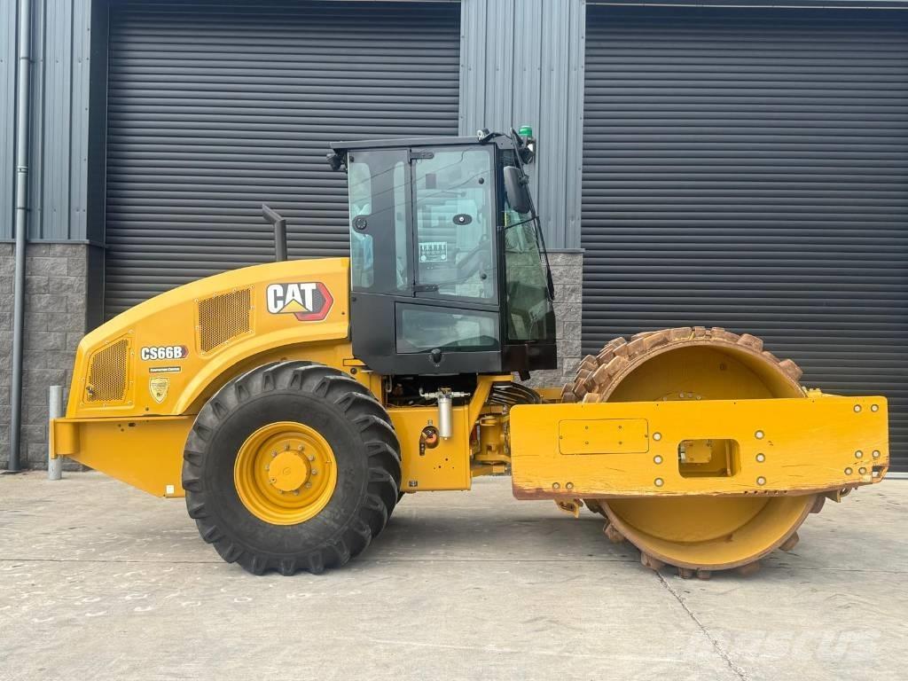 CAT CS 66 B Enkelt tromle