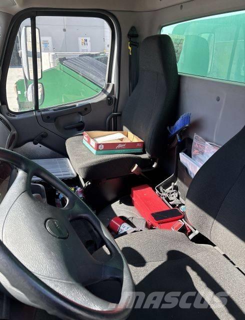 Freightliner M2 Lastbiler til transport af drikkevarer