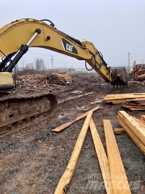 CAT 330 D Gravemaskiner på larvebånd