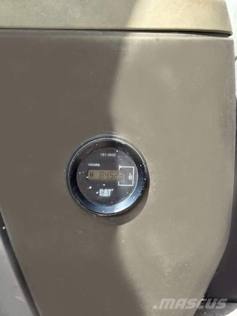 CAT 320 D L Gravemaskiner på larvebånd