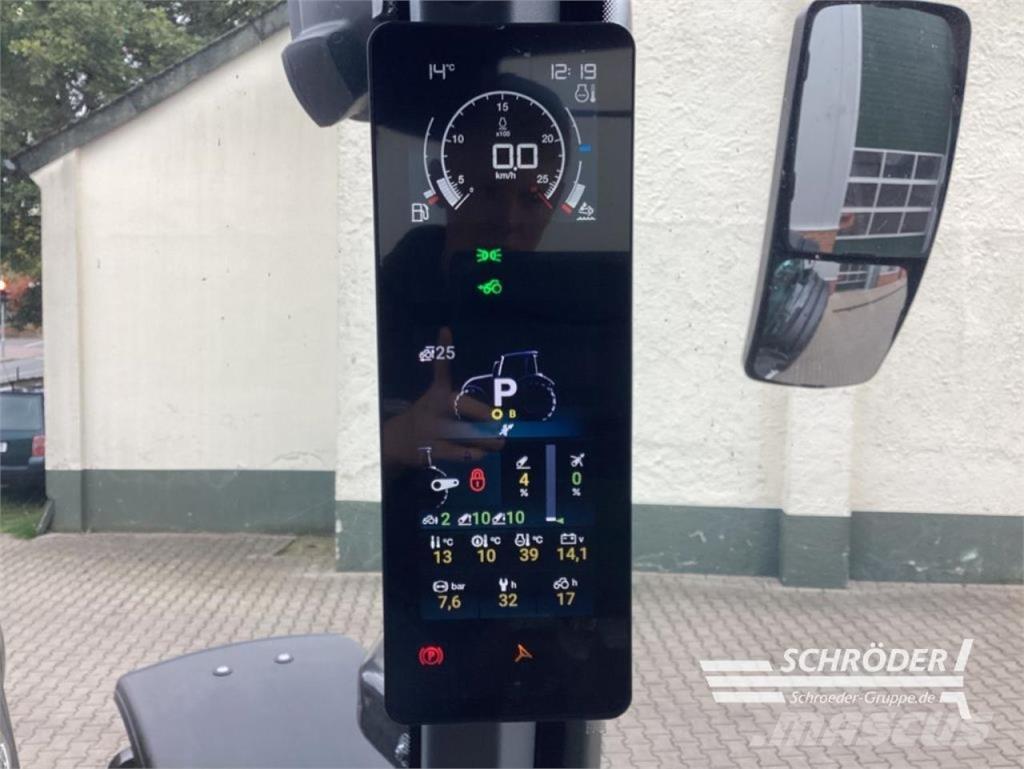 Valtra Q 305 Traktorer