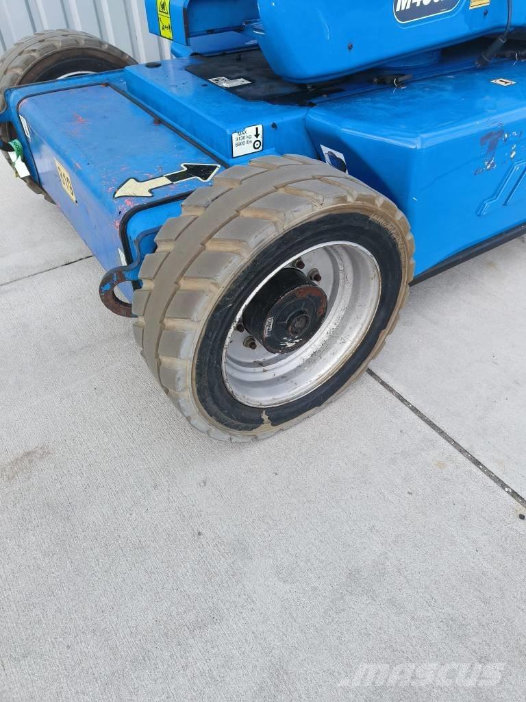 JLG M 450 AJ Bomlifte med knækarm