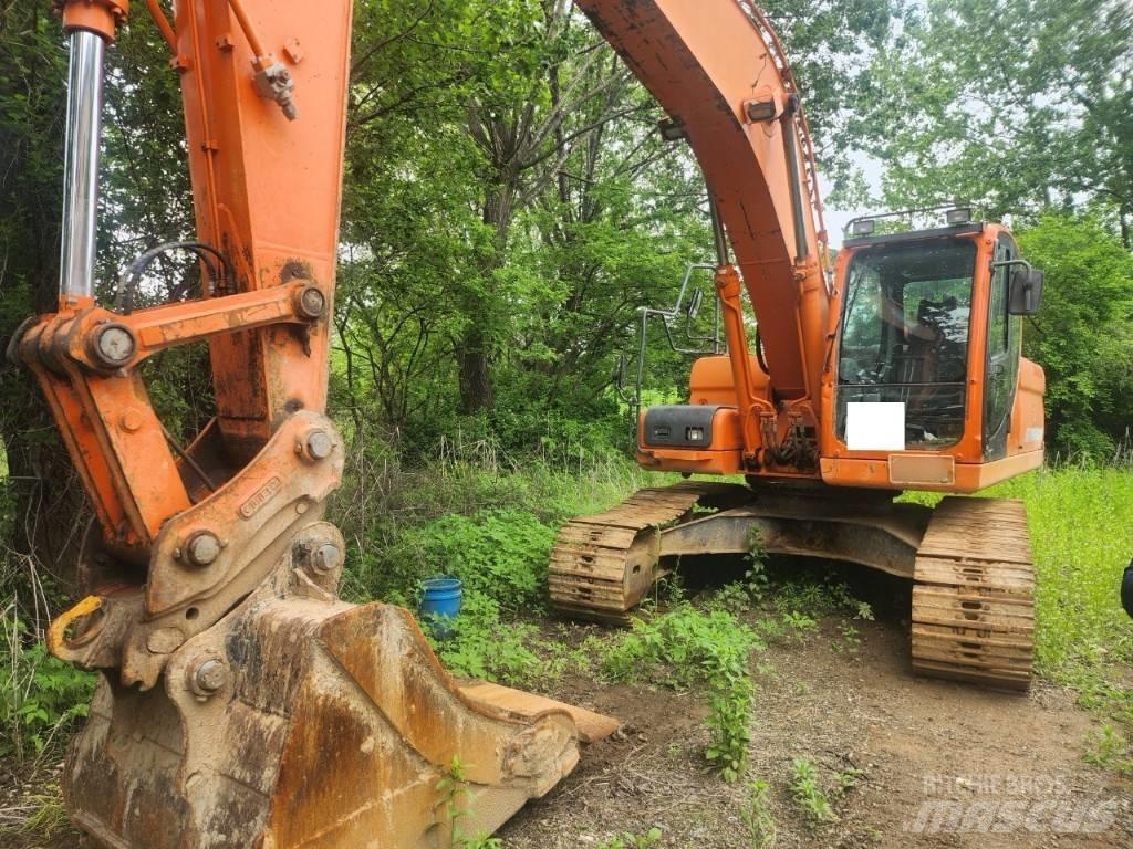Doosan DX 220 LCA Gravemaskiner på larvebånd