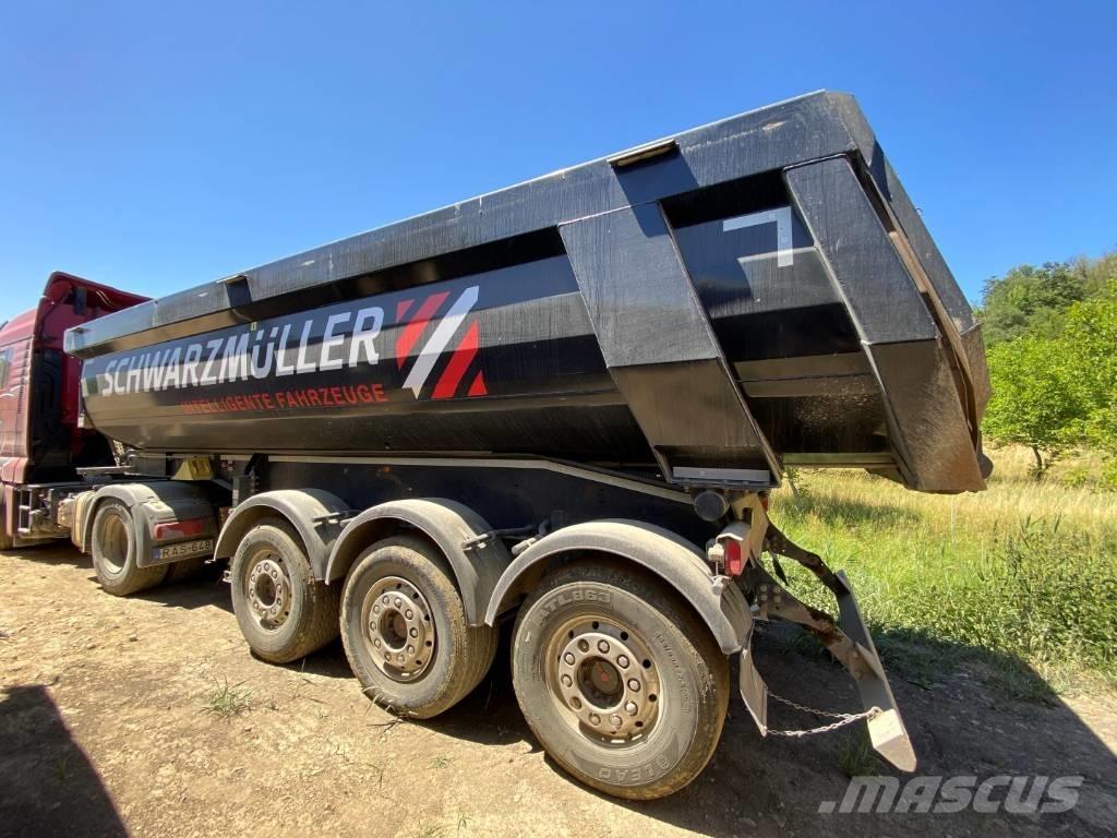 Schwarzmüller SK Semi-trailer med tip