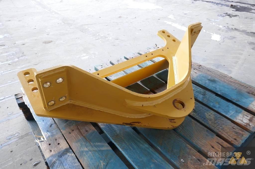 CAT 140M3 Drawbar Transport – Andet