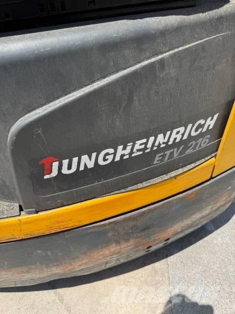 Jungheinrich ETV 216 Reachtruck