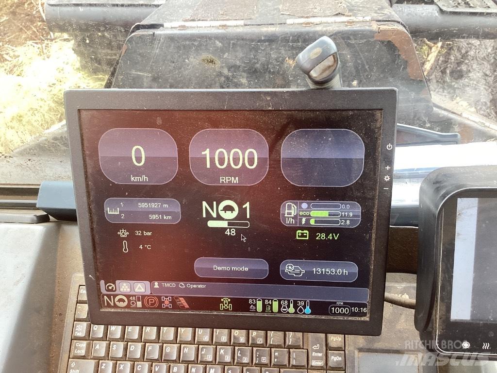 Komatsu 845 Udkørselsmaskiner