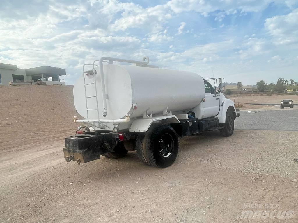 Ford F 750 XLT Tankvogne - vand