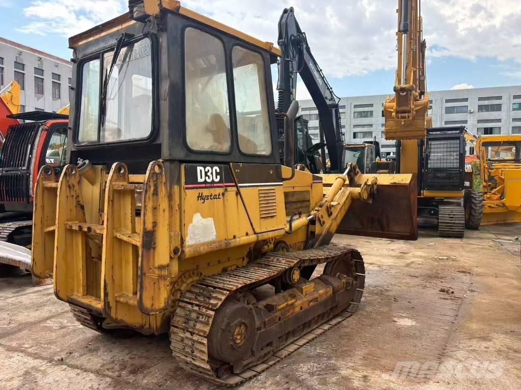 CAT D3C Bulldozer på larvebånd