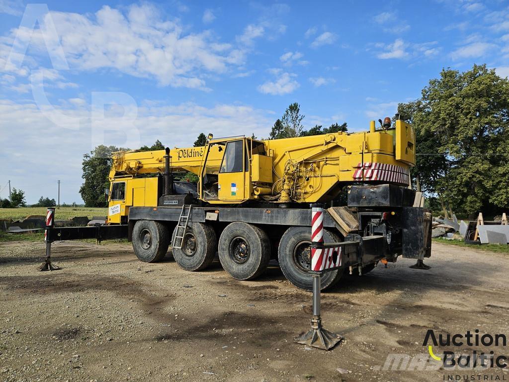 Liebherr LTM 1060 Lastbil med kran