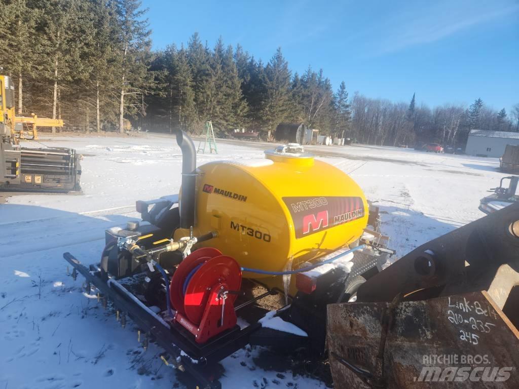Mauldin MT300 Asfaltudlæggere