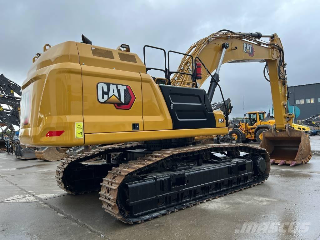 CAT 352 Gravemaskiner på larvebånd
