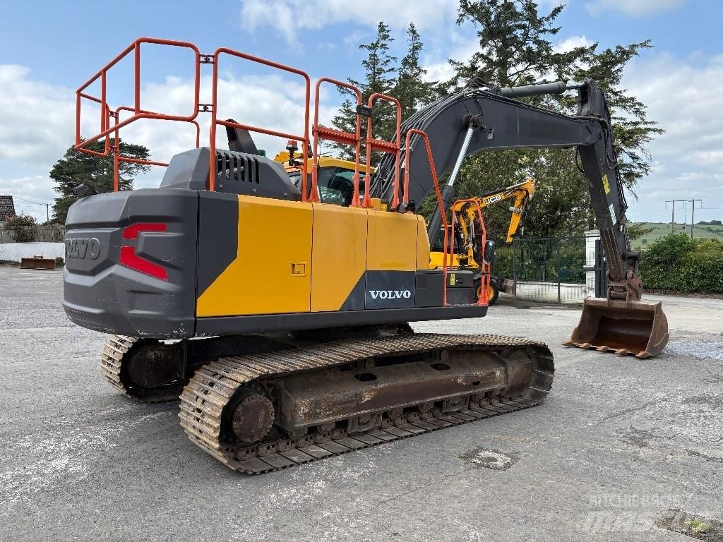 Volvo EC 200 Gravemaskiner på larvebånd