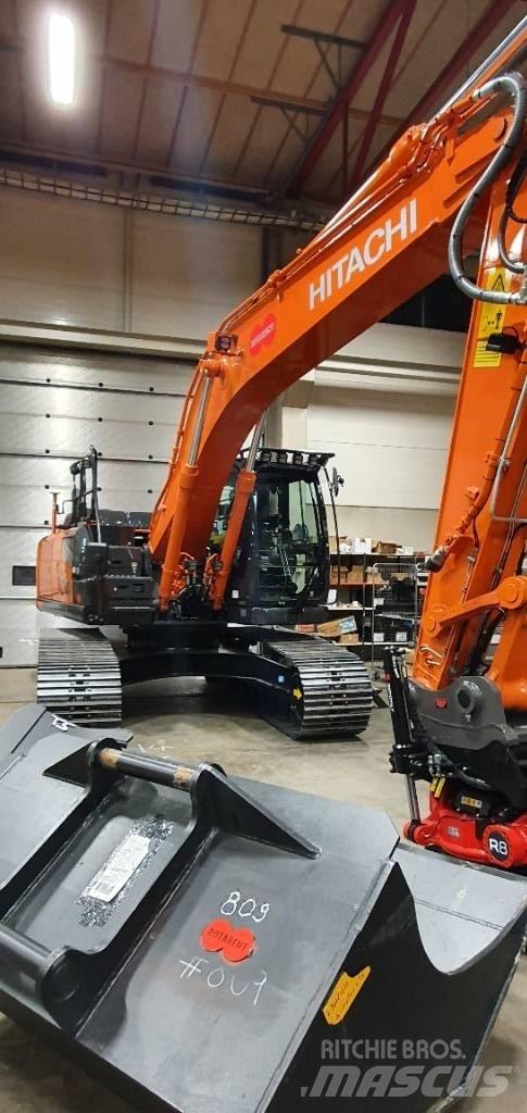 Hitachi ZX 210 LC-7 Gravemaskiner på larvebånd