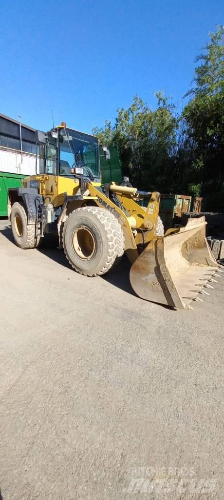 Komatsu WA 200 PT-5 Læssemaskiner på hjul