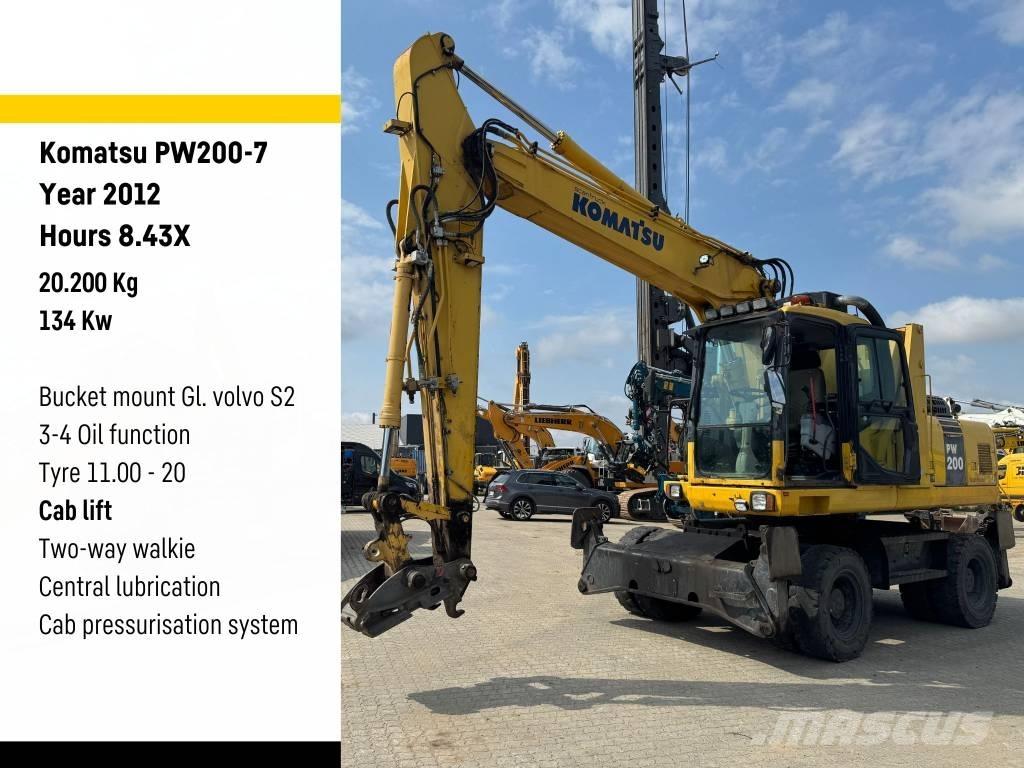 Komatsu PW 200-7 Gravemaskiner på hjul