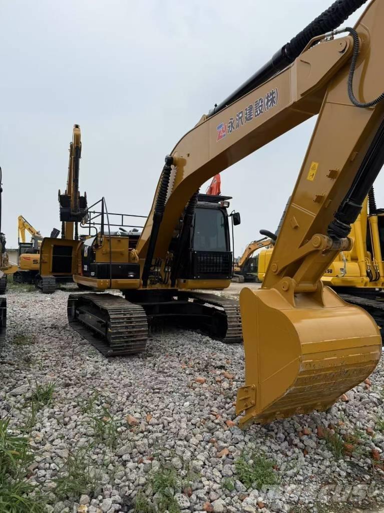 CAT 320D2L Gravemaskiner på larvebånd