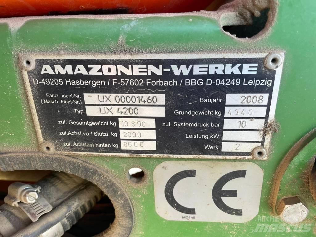 Amazone UX 4200 Trailersprøjter