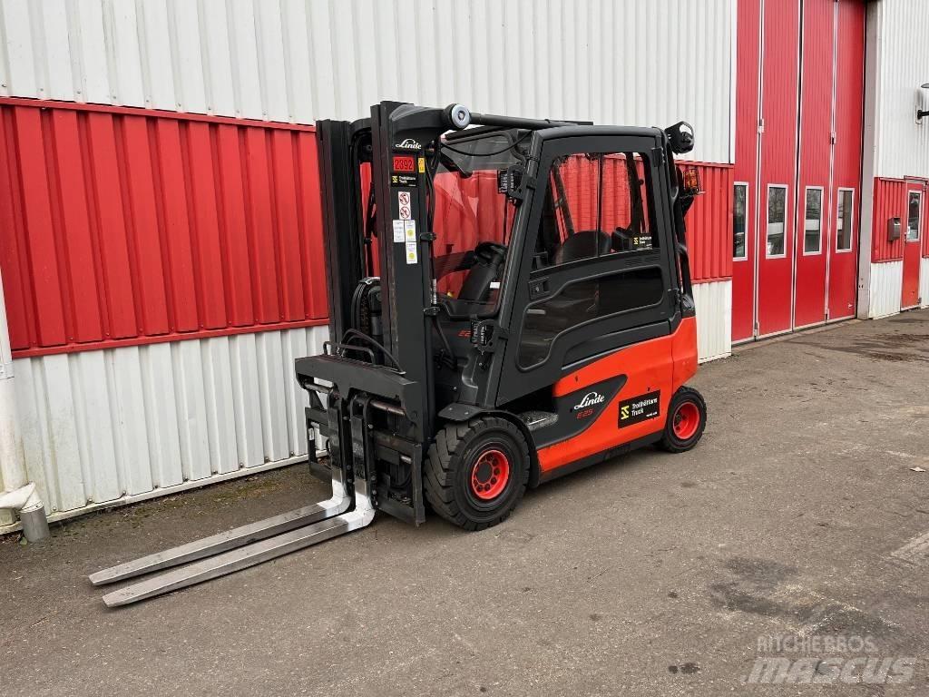 Linde E 25 El gaffeltrucks