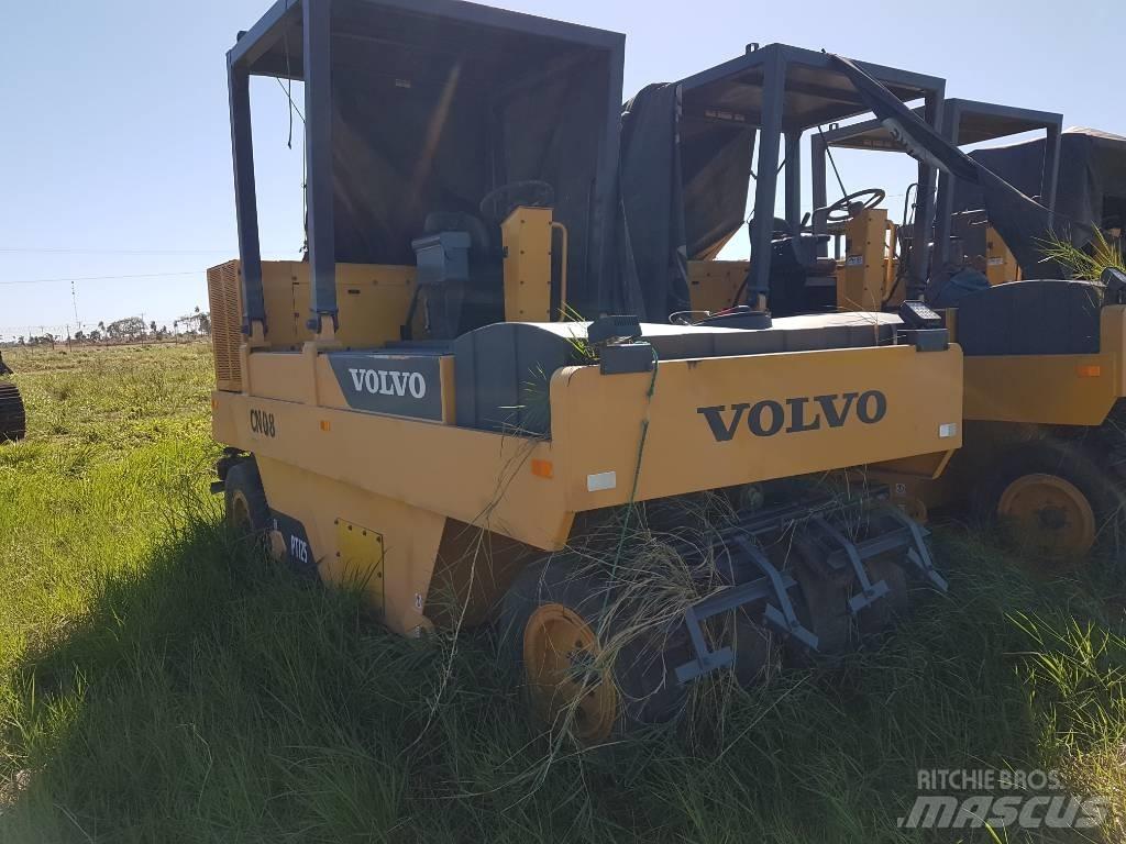 Volvo PT 125 Jordvibrationstromler