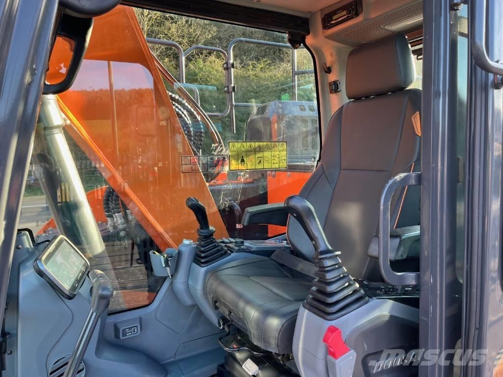 Develon DX140LCR-7 Gravemaskiner på larvebånd
