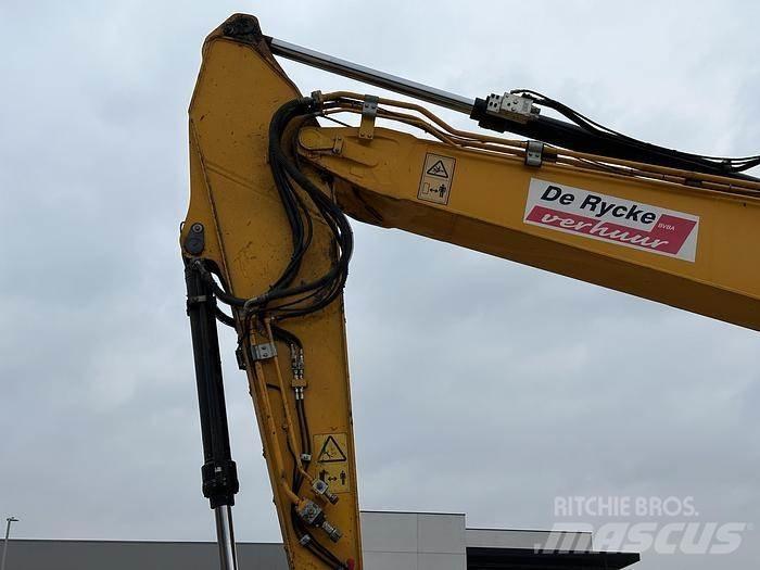 JCB 220X-LC Gravemaskiner på larvebånd