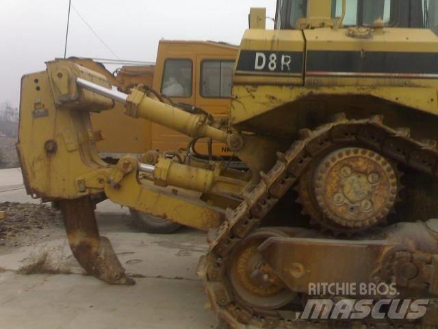 CAT D8R Bulldozer på larvebånd