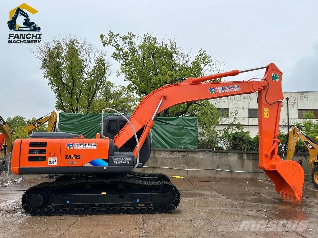 Hitachi ZX200 Midi-gravemaskiner 7t - 12t