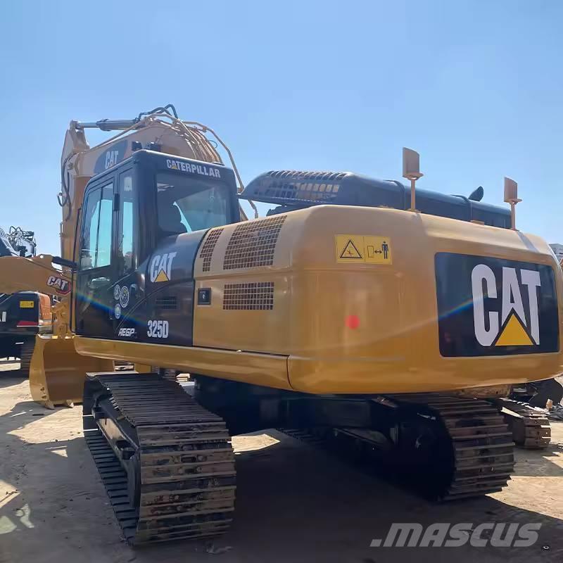 CAT 325 D Gravemaskiner på larvebånd