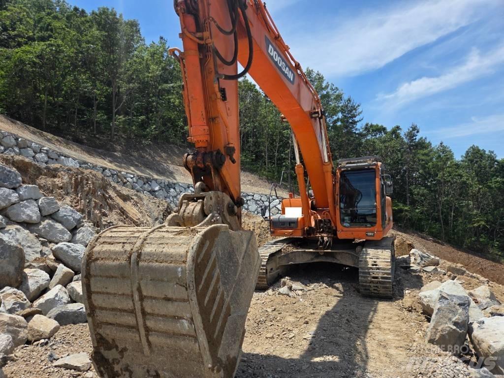 Doosan DX 300 LCA Gravemaskiner på larvebånd