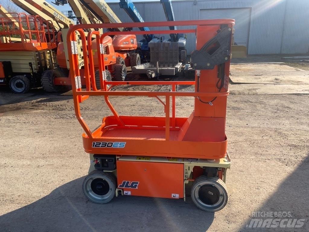 JLG 1230 ES Saxlifte
